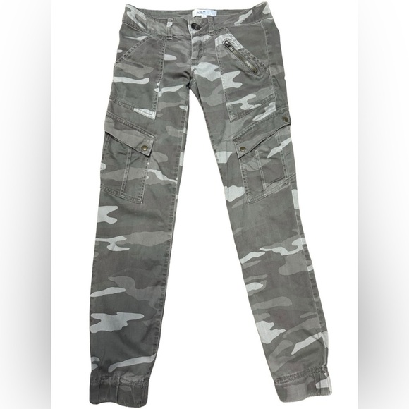Jolt Camo Utility Pants (Juniors) Size 1 Jogger Style - Picture 3 of 16